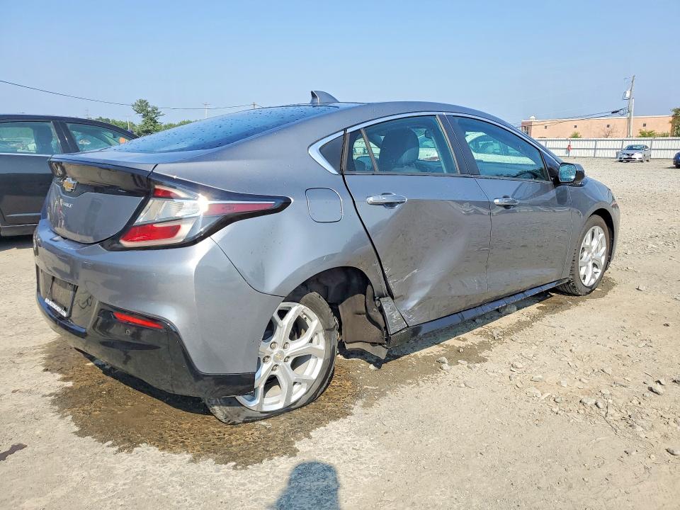 Photo 3 from auction – 2019 CHEVROLET VOLT with VIN 1G1RD6S54KU121237