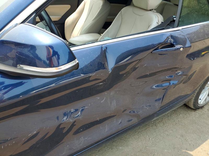 Photo 7 from auction – 2016 BMW 228 with VIN WBA1L9C56GV324975