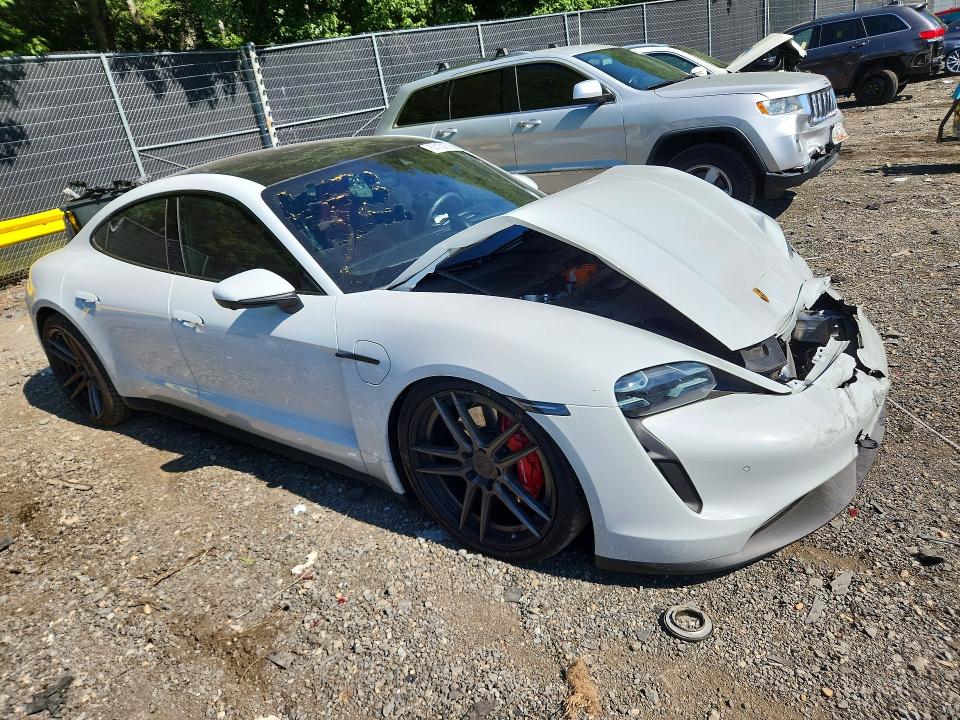 Photo 4 from auction – 2021 PORSCHE TAYCAN with VIN WP0AB2Y19MSA42204