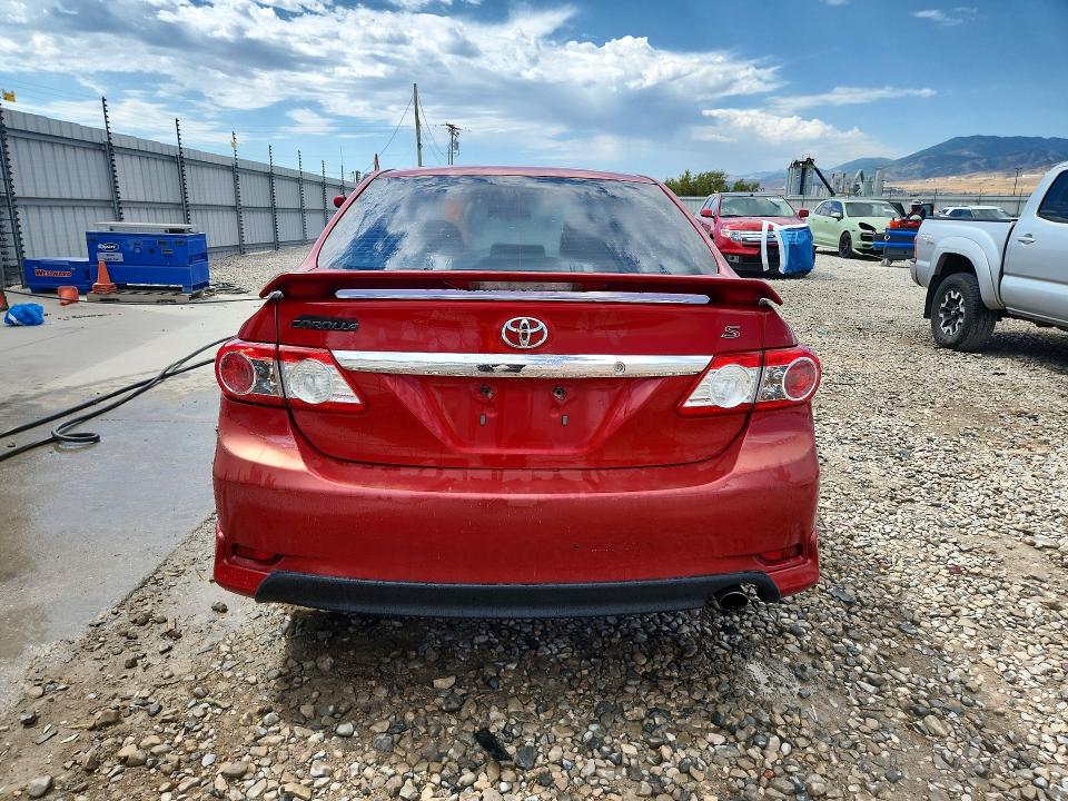 Photo 6 from auction – 2013 TOYOTA COROLLA with VIN 5YFBU4EE1DP090523