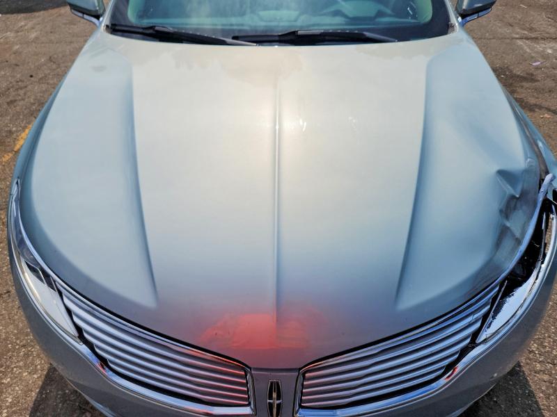 Photo 11 from auction – 2014 LINCOLN MKZ with VIN 3LN6L2LU7ER808733