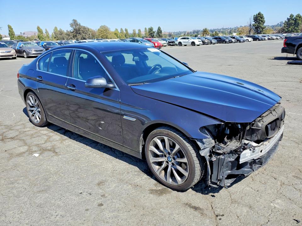 Photo 4 from auction – 2016 BMW 535 with VIN WBA5B1C52GG133483