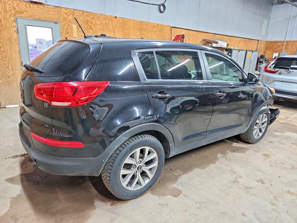 Photo 3 from auction – 2016 KIA SPORTAGE with VIN KNDPB3ACXG7809042