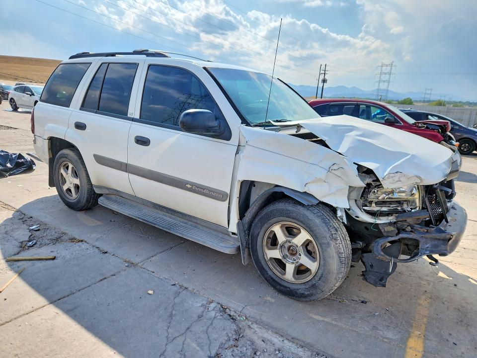 Photo 4 from auction – 2004 CHEVROLET TRAILBLAZER with VIN 1GNDT13S142123139