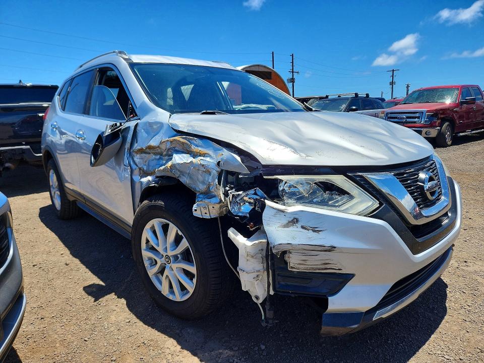 Photo 4 from auction – 2017 NISSAN ROGUE with VIN JN8AT2MT3HW144456