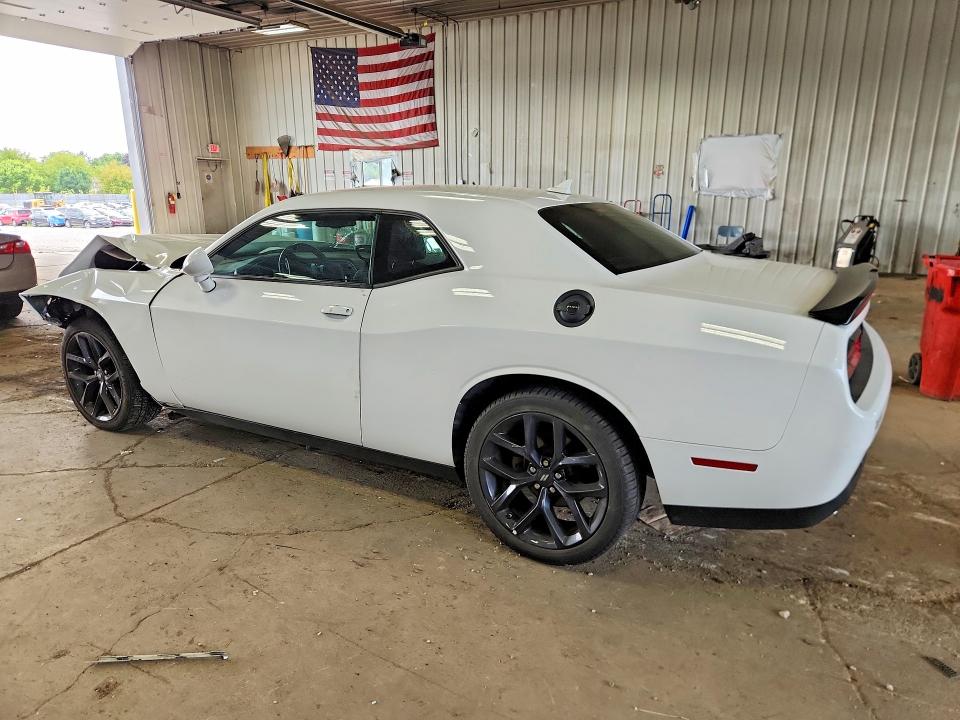 Photo 2 from auction – 2022 DODGE CHALLENGER with VIN 2C3CDZAGXNH263265