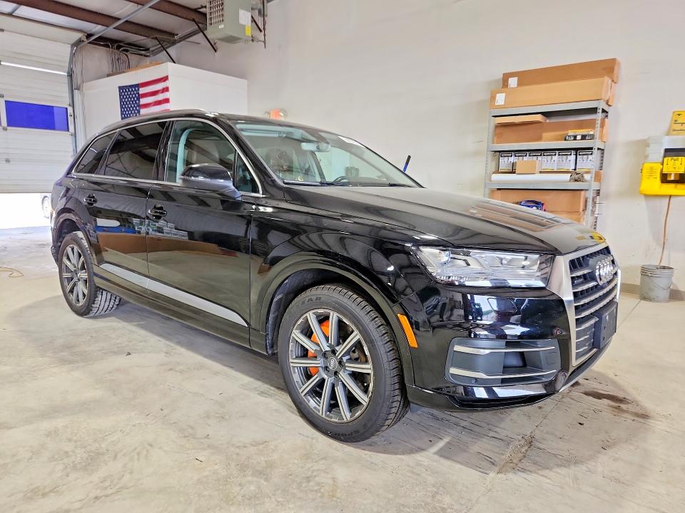 Photo 4 from auction – 2017 AUDI Q7 with VIN WA1LAAF75HD011174