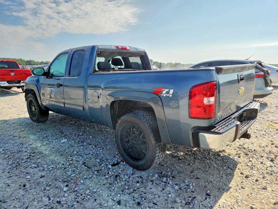 Photo 2 from auction – 2012 CHEVROLET SILVERADO with VIN 1GCRKSE70CZ183189