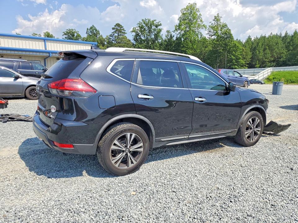 Photo 3 from auction – 2018 NISSAN ROGUE with VIN JN8AT2MV0JW311119
