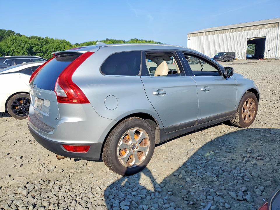 Photo 3 from auction – 2013 VOLVO XC60 with VIN YV4940DZ4D2451699