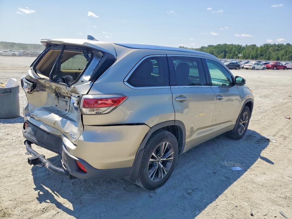 Photo 3 from auction – 2016 TOYOTA HIGHLANDER with VIN 5TDJKRFH1GS274735
