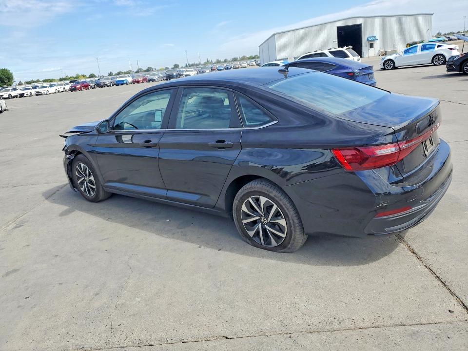 Photo 2 from auction – 2026 VOLKSWAGEN JETTA with VIN 3VW5W7BUXTM012720