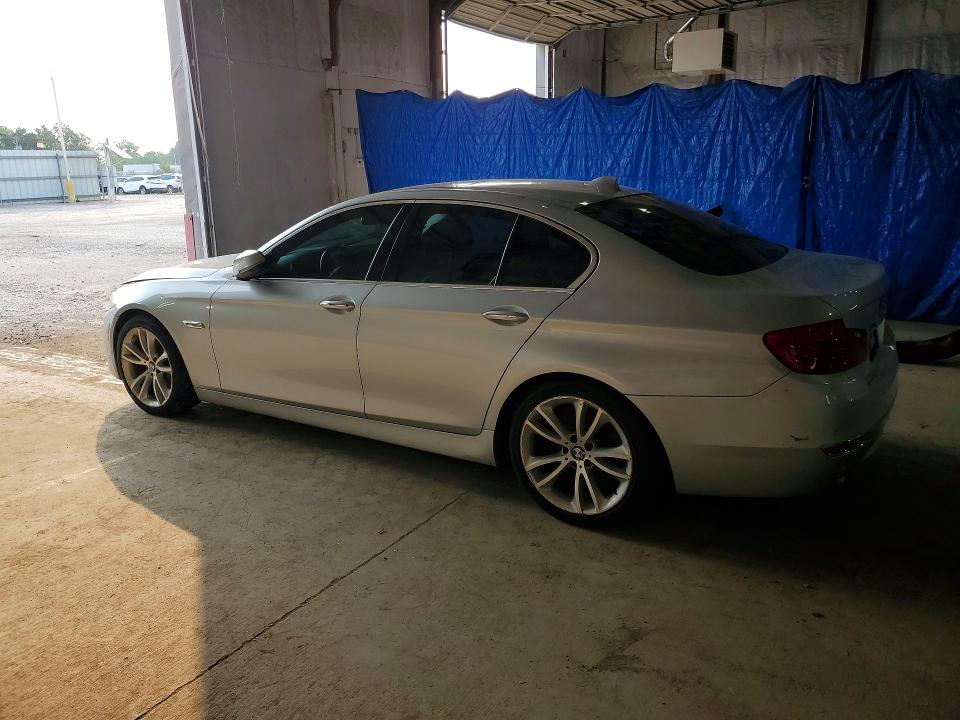 Photo 2 from auction – 2015 BMW 535 with VIN WBA5B3C55FD546199