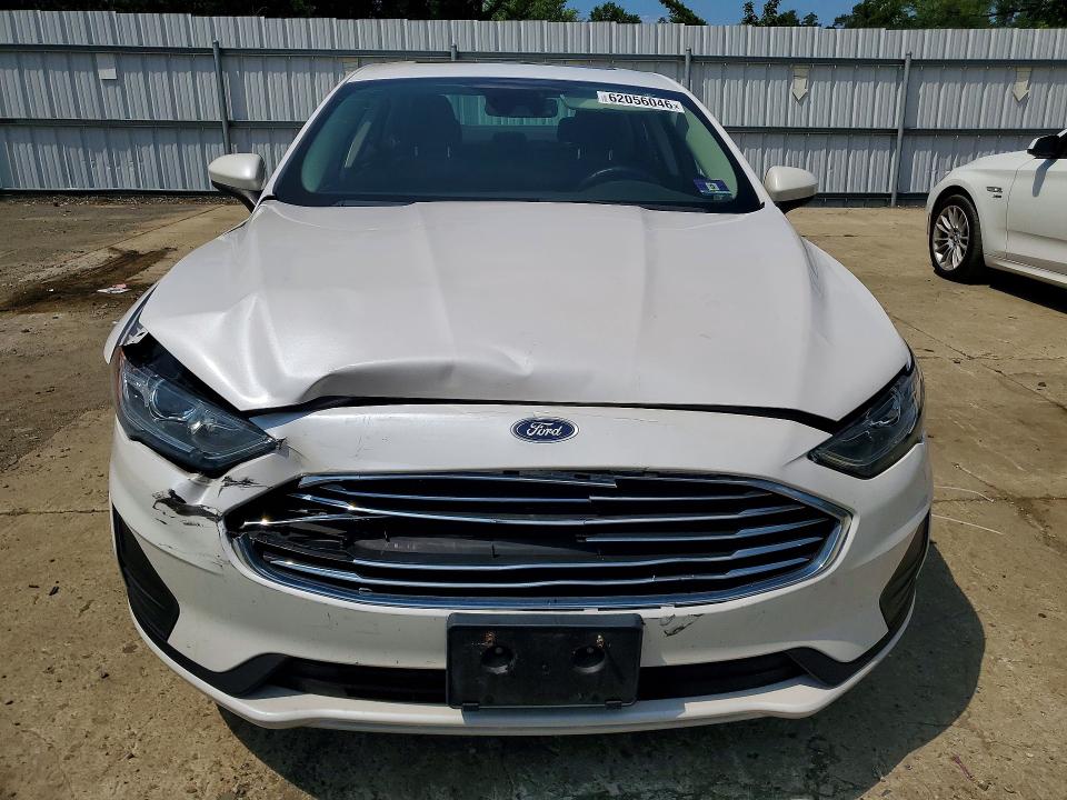 Photo 5 from auction – 2019 FORD FUSION with VIN 3FA6P0HD1KR228384
