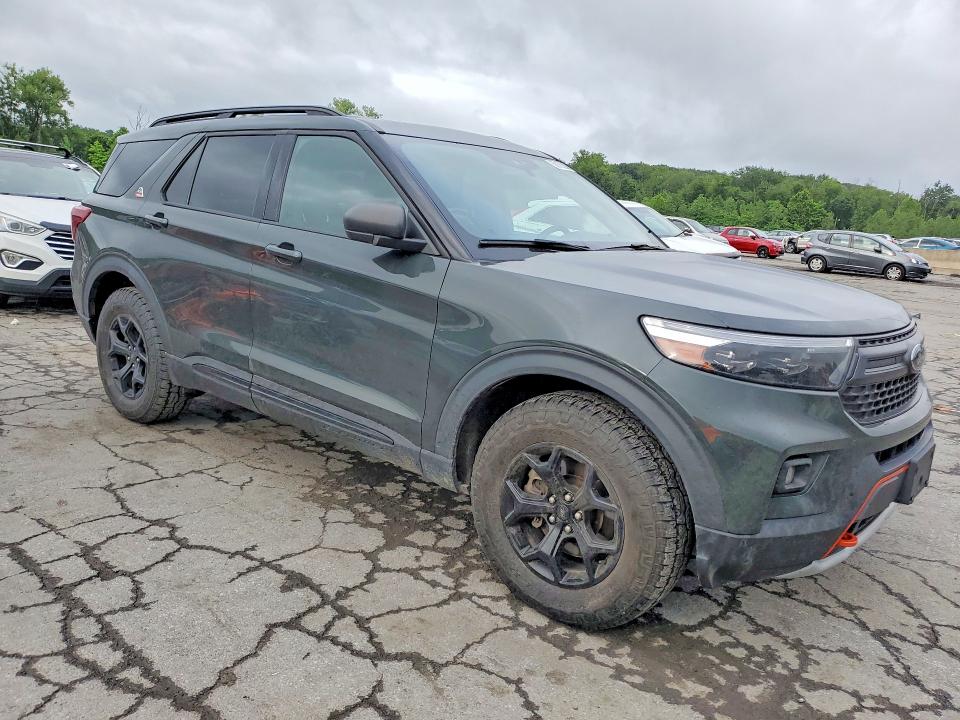 Photo 4 from auction – 2022 FORD EXPLORER with VIN 1FMSK8JH5NGB09683