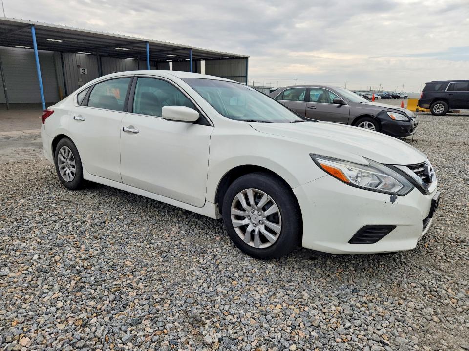 Photo 4 from auction – 2018 NISSAN ALTIMA with VIN 1N4AL3AP7JC169320