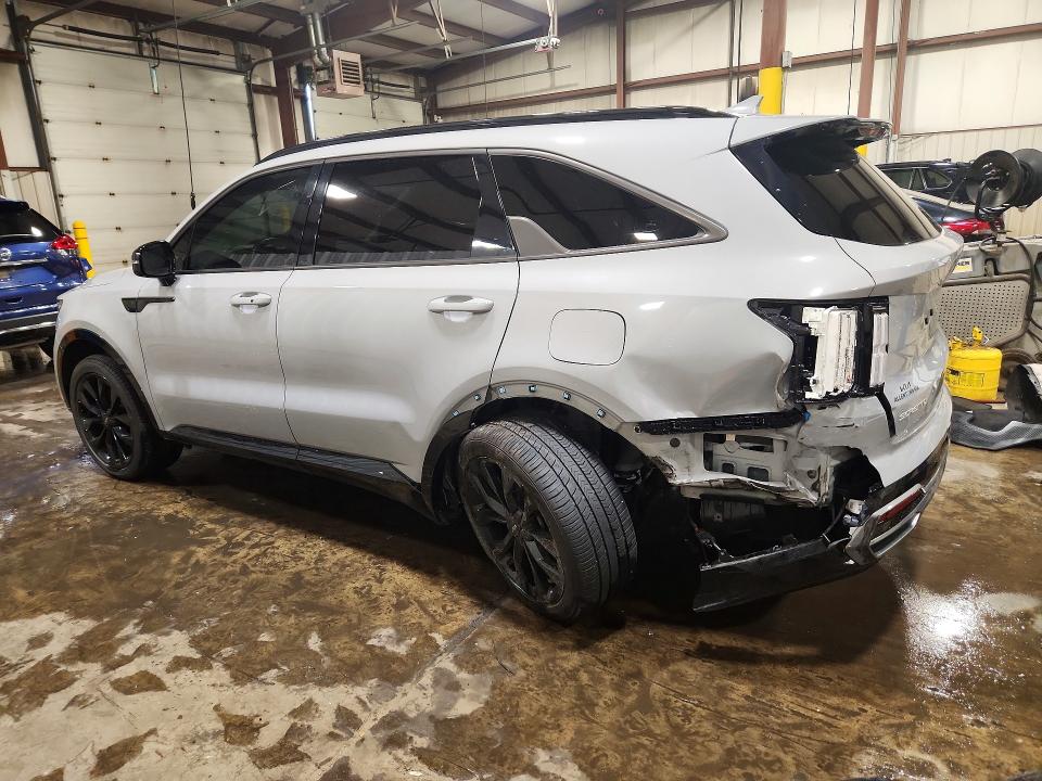Photo 2 from auction – 2023 KIA SORENTO with VIN 5XYRKDLF3PG186856