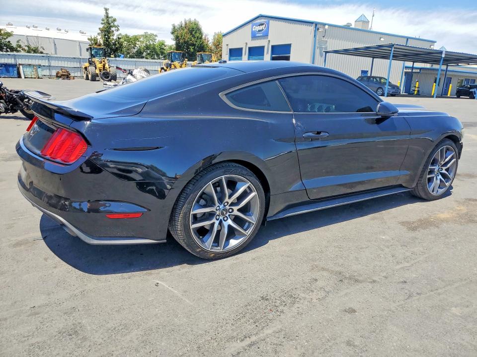 Photo 3 from auction – 2015 FORD MUSTANG with VIN 1FA6P8TH2F5382684
