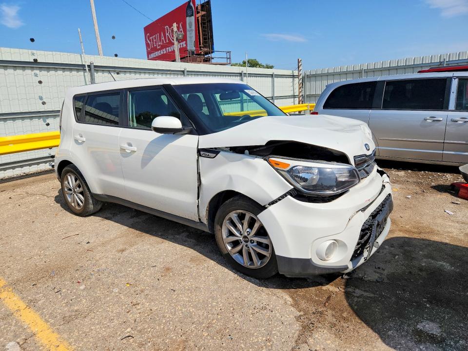 Photo 4 from auction – 2019 KIA SOUL with VIN KNDJP3A51K7666466