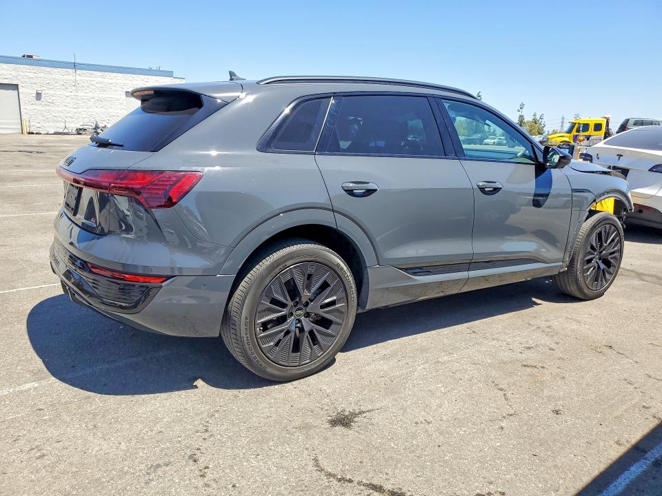 Photo 3 from auction – 2024 AUDI Q8 E-TRON with VIN WA16AAGE7RB026301