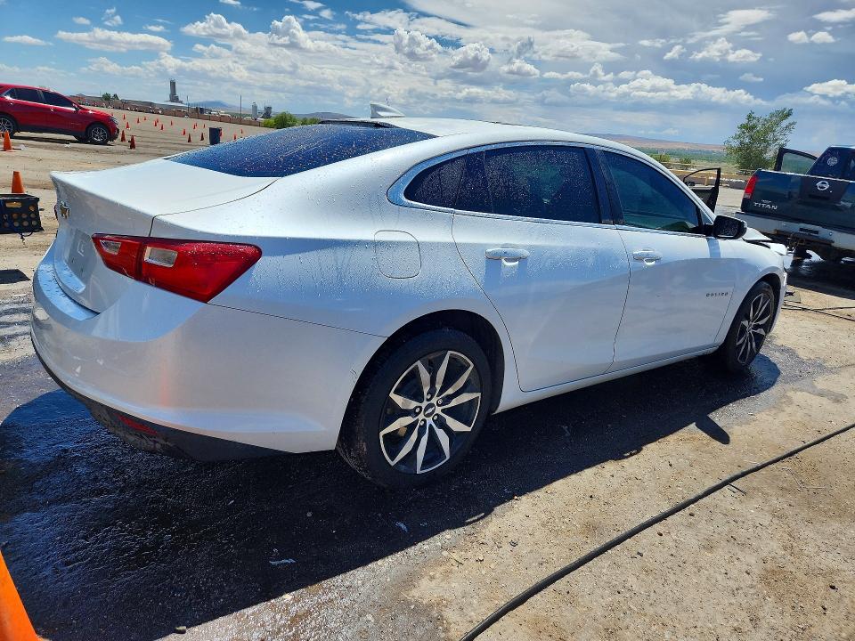 Photo 3 from auction – 2017 CHEVROLET MALIBU with VIN 1G1ZE5ST0HF243290