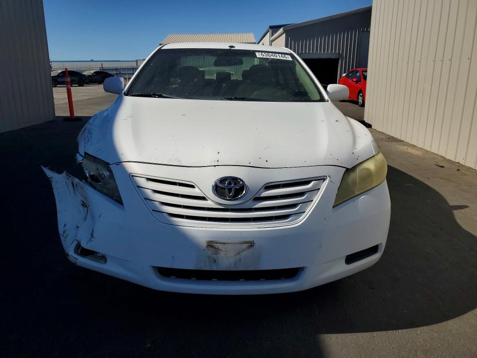 Photo 5 from auction – 2007 TOYOTA CAMRY with VIN 4T1BE46K77U540079