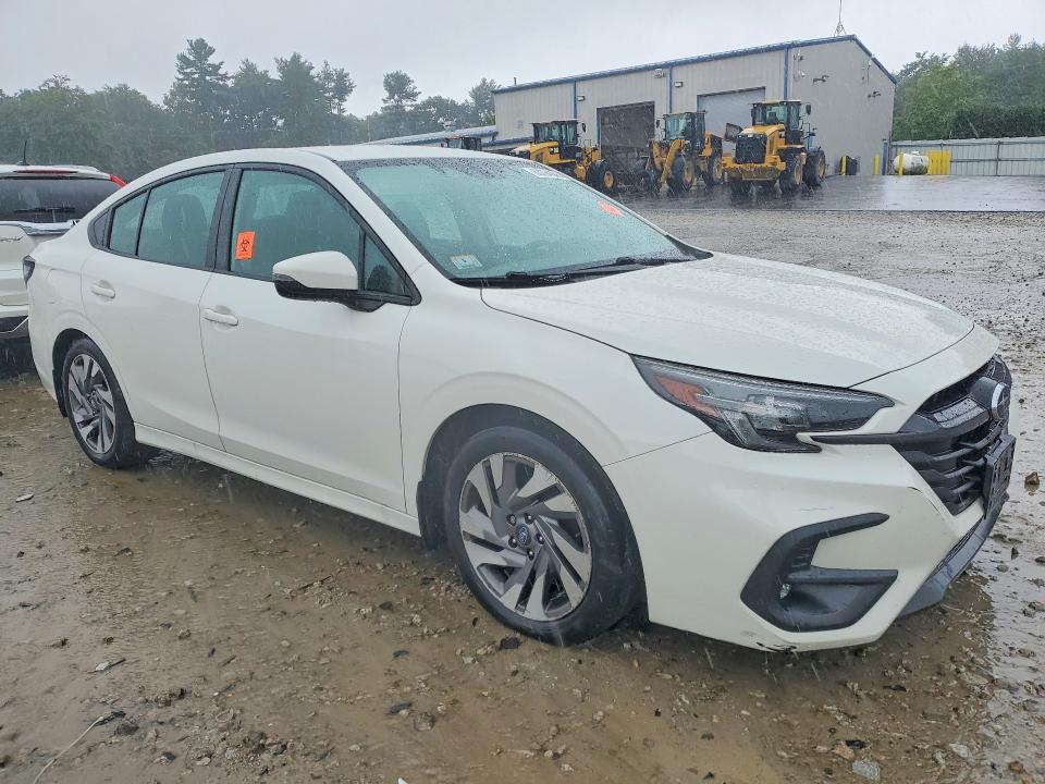 Photo 4 from auction – 2023 SUBARU LEGACY with VIN 4S3BWAM67P3017771