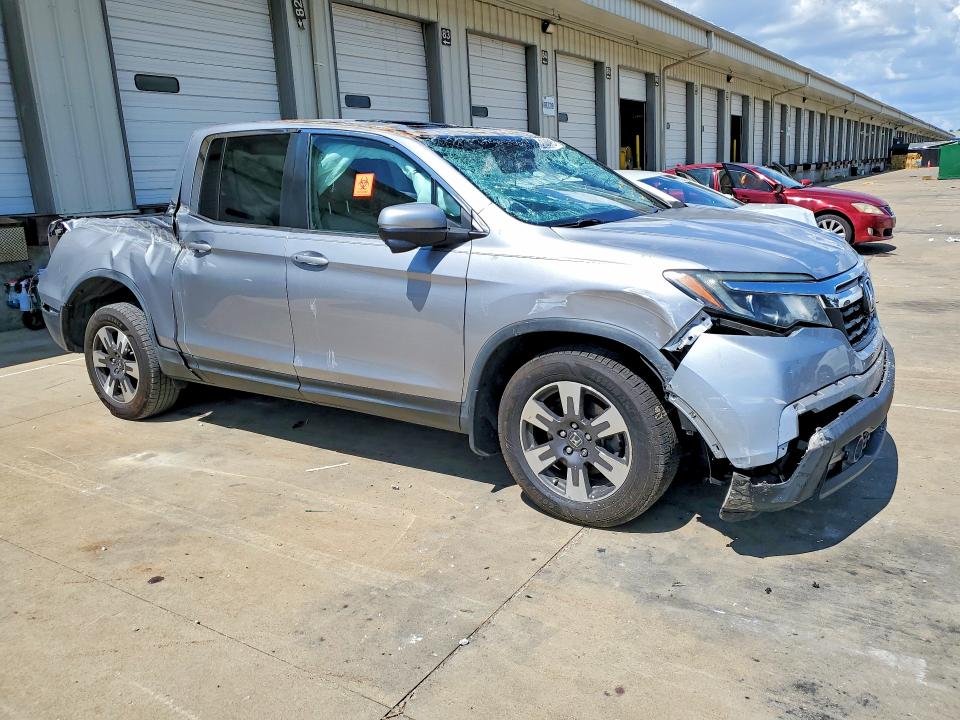 Photo 4 from auction – 2019 HONDA RIDGELINE with VIN 5FPYK2F68KB000599