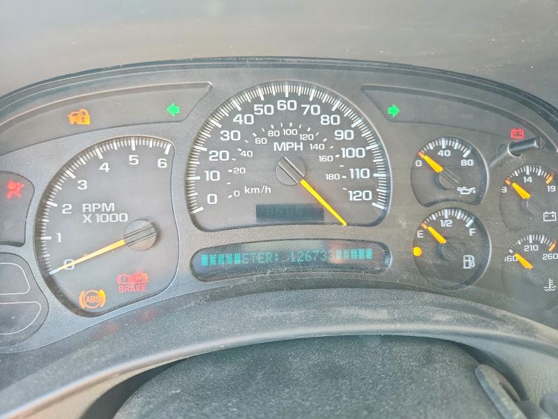 Photo 9 from auction – 2005 CHEVROLET SILVERADO with VIN 1GCEK19VX5E171742