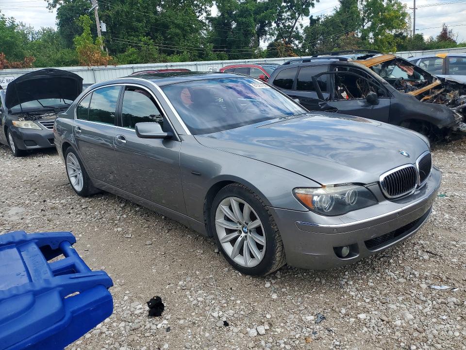 Photo 4 from auction – 2006 BMW 750 with VIN WBAHN83526DT62307