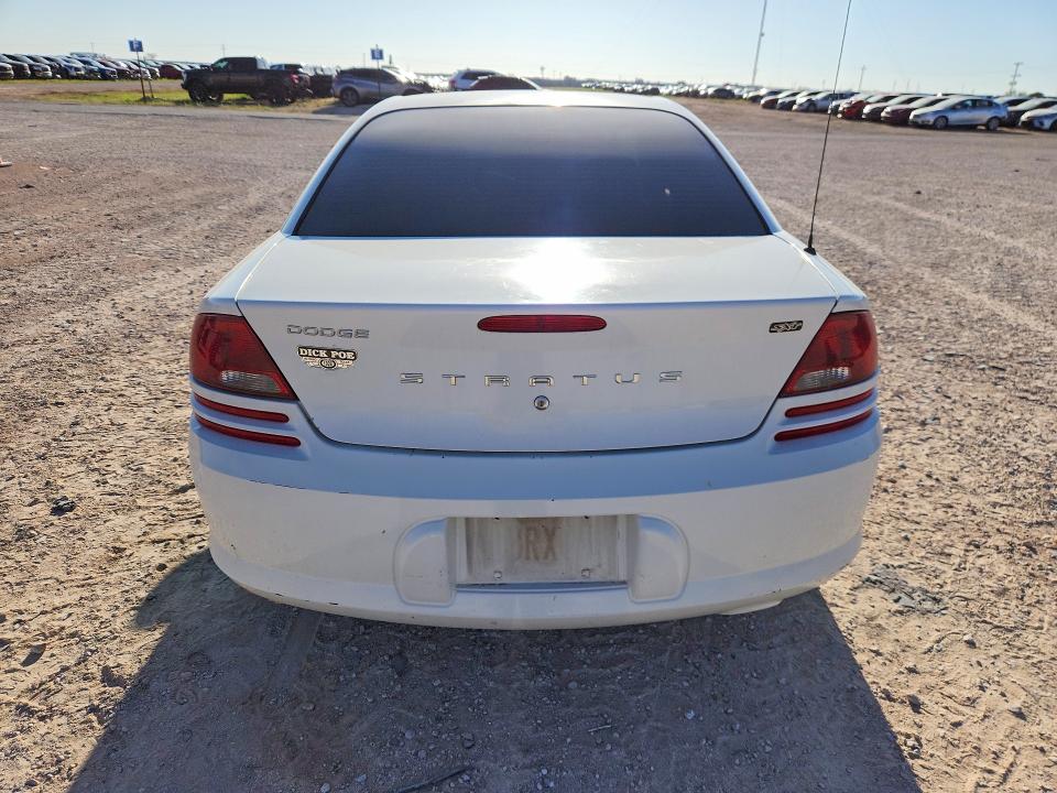 Photo 6 from auction – 2004 DODGE STRATUS with VIN 1B3EL46X14N211016