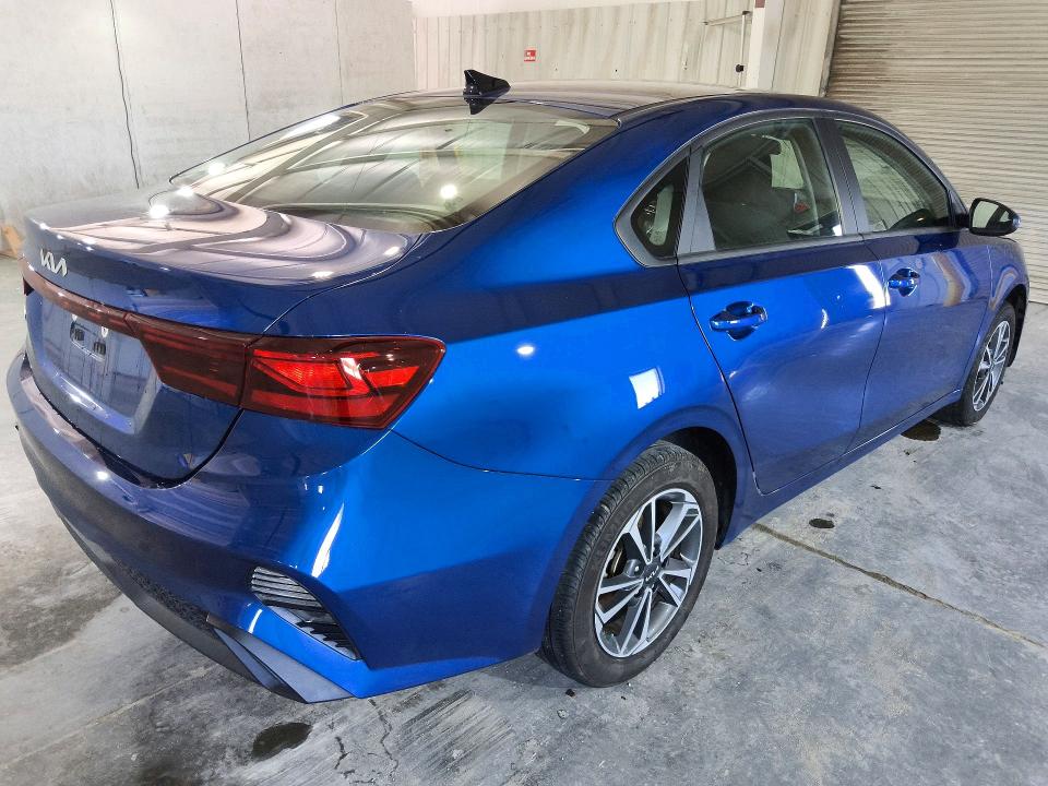 Photo 3 from auction – 2024 KIA FORTE with VIN 3KPF24AD1RE825451
