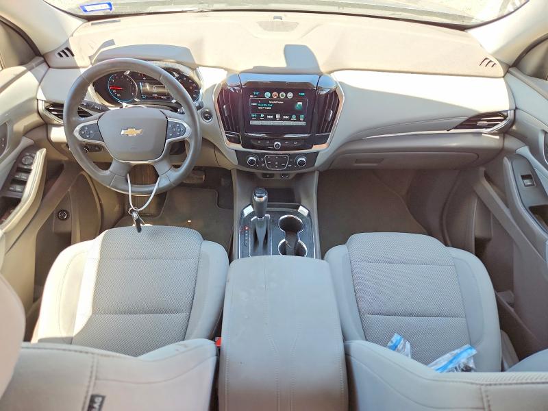 Photo 8 from auction – 2018 CHEVROLET TRAVERSE with VIN 1GNERGKW2JJ157103