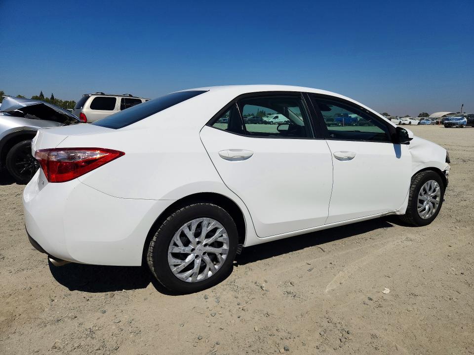 Photo 3 from auction – 2017 TOYOTA COROLLA with VIN 2T1BURHE7HC949919