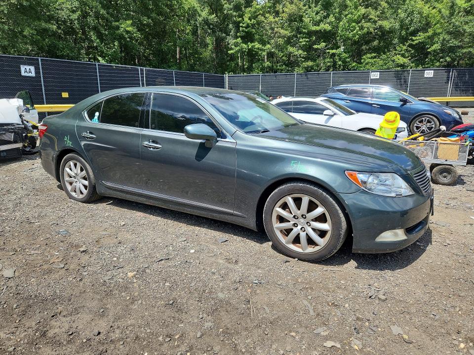Photo 4 from auction – 2008 LEXUS LS with VIN JTHBL46F185057582