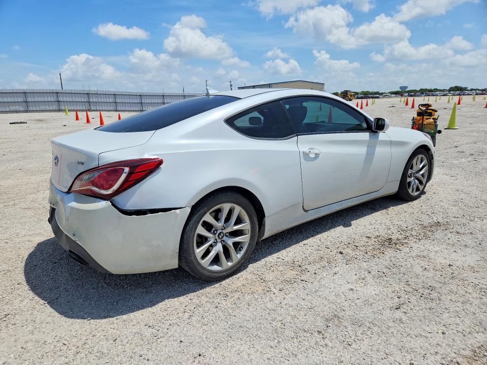 Photo 3 from auction – 2013 HYUNDAI GENESIS COUPE with VIN KMHHT6KD3DU091997