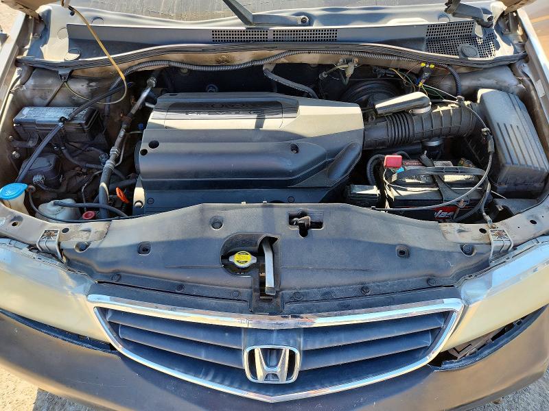 Photo 12 from auction – 2004 HONDA ODYSSEY with VIN 5FNRL18664B049479