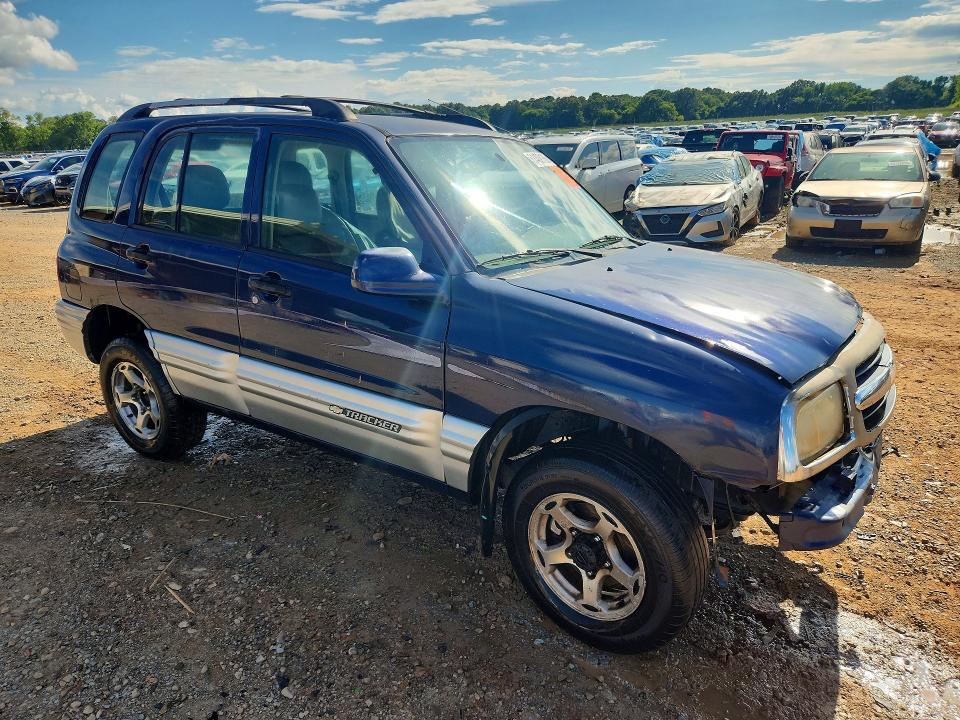 Photo 4 from auction – 2001 CHEVROLET TRACKER with VIN 2CNBJ634116942151