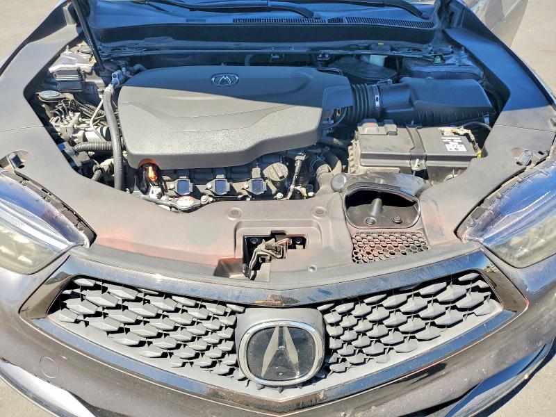 Photo 11 from auction – 2018 ACURA TLX with VIN 19UUB2F68JA002451