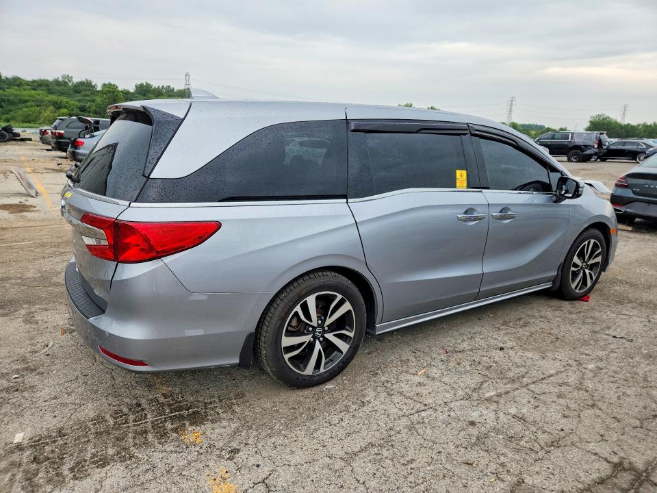 Photo 3 from auction – 2019 HONDA ODYSSEY with VIN 5FNRL6H94KB112017