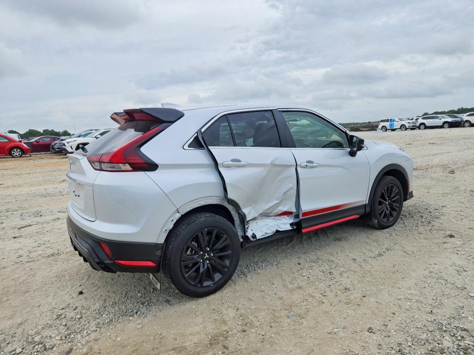 Снимка 3 от търг – 2024 MITSUBISHI ECLIPSE CROSS с VIN JA4ATVAA9RZ052374