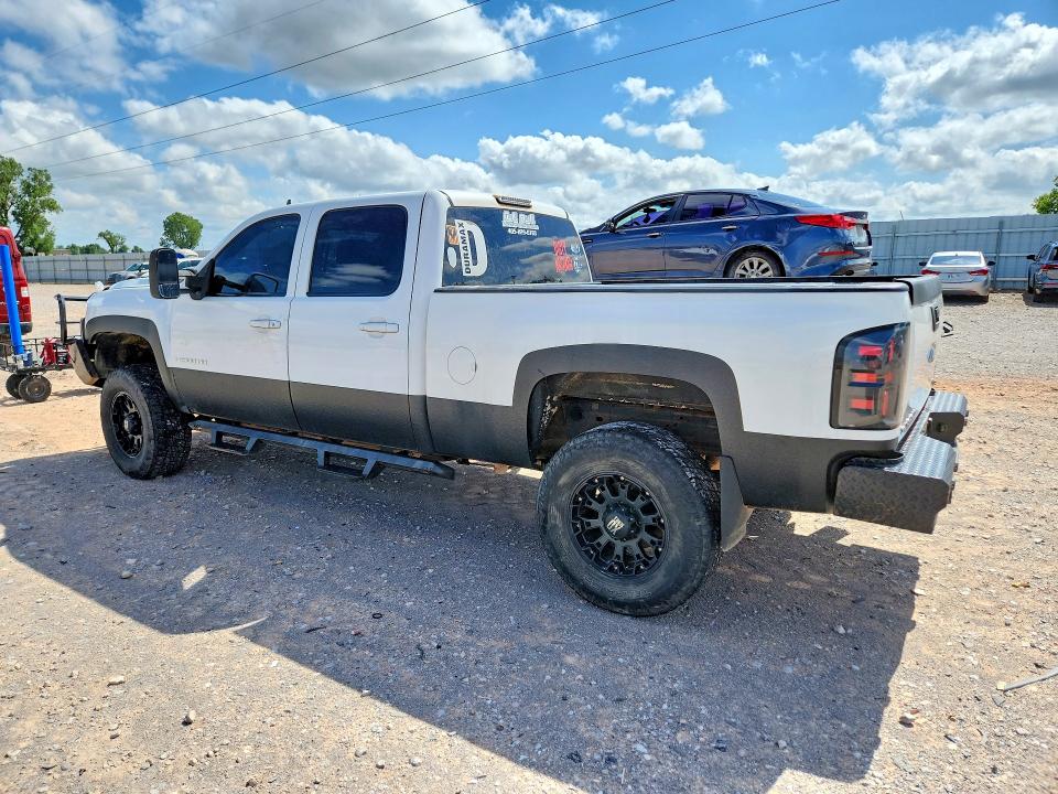 Photo 2 from auction – 2009 CHEVROLET SILVERADO with VIN 1GCHK63649F163874