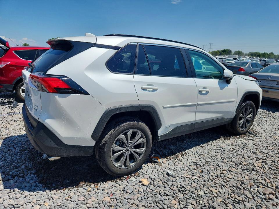 Photo 3 from auction – 2025 TOYOTA RAV4 with VIN 4T3B6RFV5SU192724