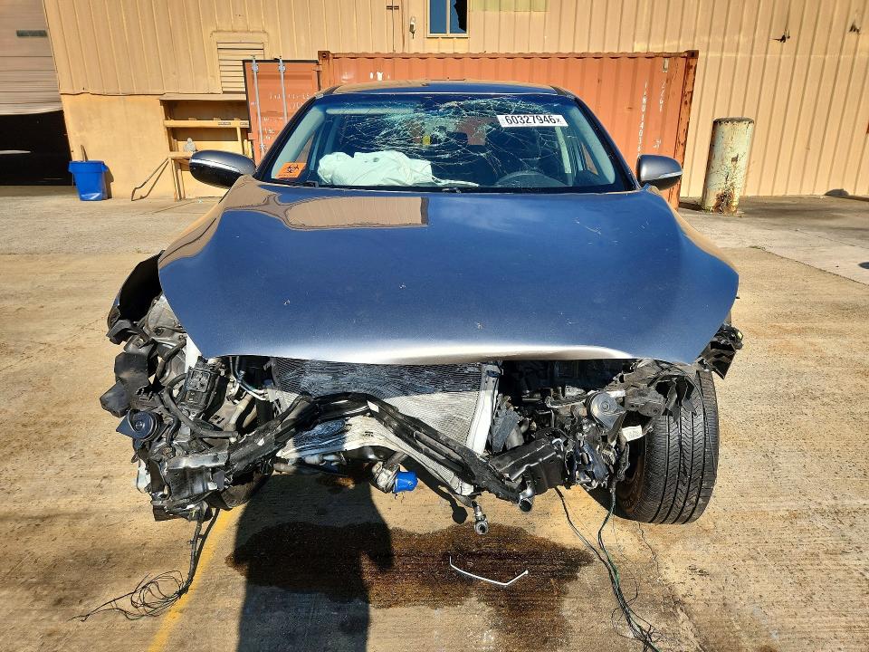 Photo 5 from auction – 2019 KIA SORENTO with VIN 5XYPG4A39KG531012