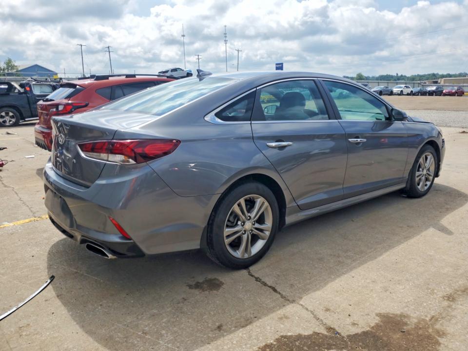 Photo 3 from auction – 2019 HYUNDAI SONATA with VIN 5NPE34AF0KH814744
