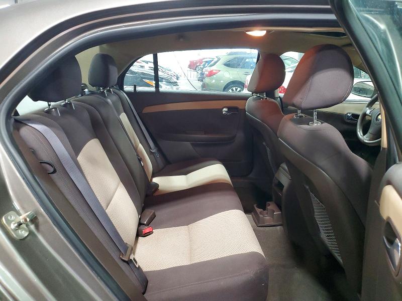 Photo 10 from auction – 2011 CHEVROLET MALIBU with VIN 1G1ZB5E1XBF192374