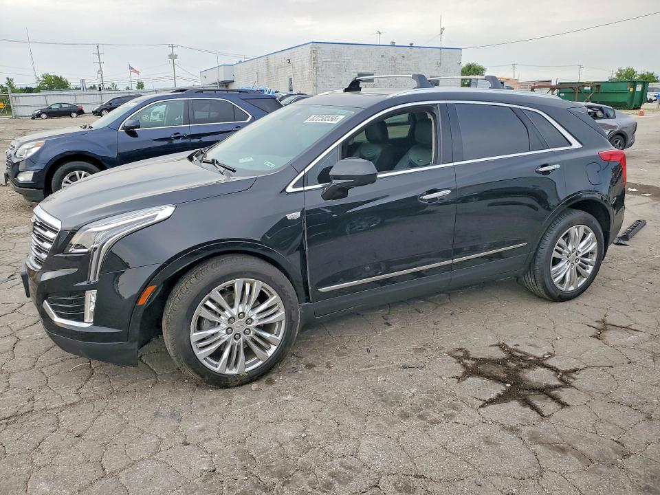 CADILLAC XT5 2017 with VIN 1GYKNCRS2HZ120500 - Photo from auction