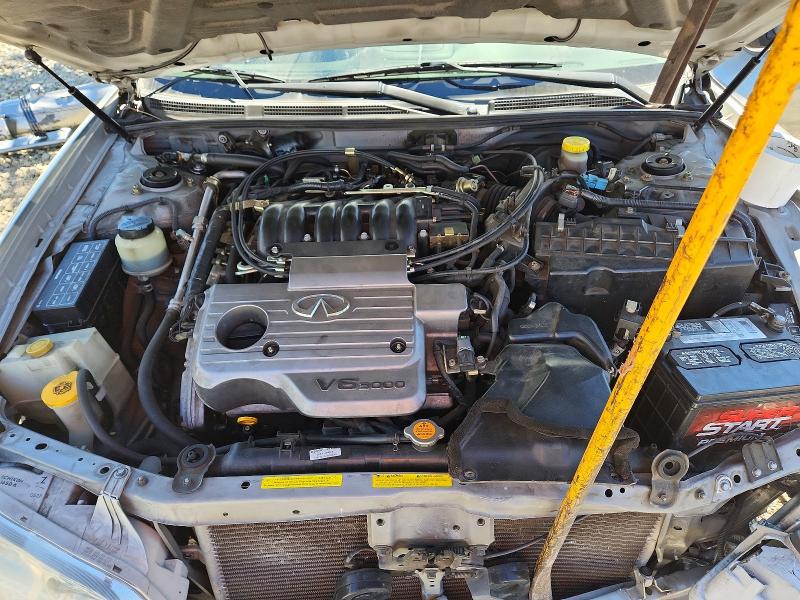 Photo 11 from auction – 2000 INFINITI I30 with VIN JNKCA31A2YT215763