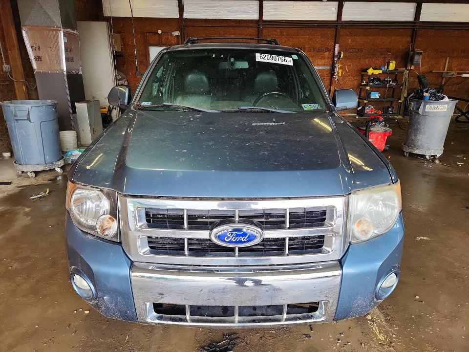 Photo 5 from auction – 2012 FORD ESCAPE with VIN 1FMCU9EG2CKB64057