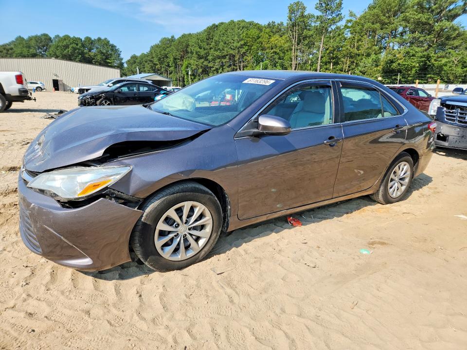 TOYOTA CAMRY 2016 with VIN 4T4BF1FK6GR526577 - Photo from auction